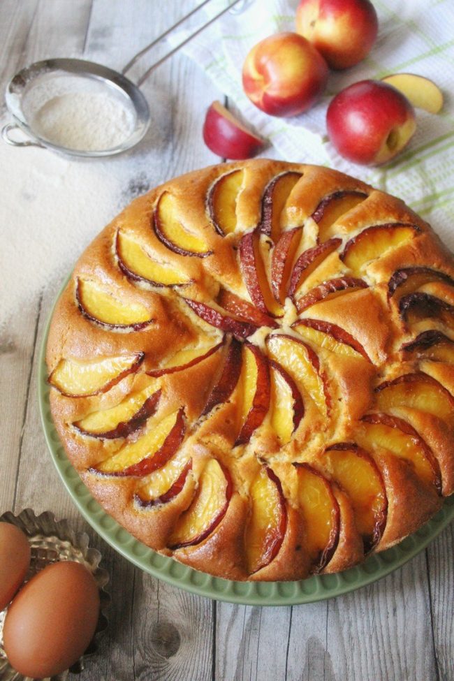 torta di pesche